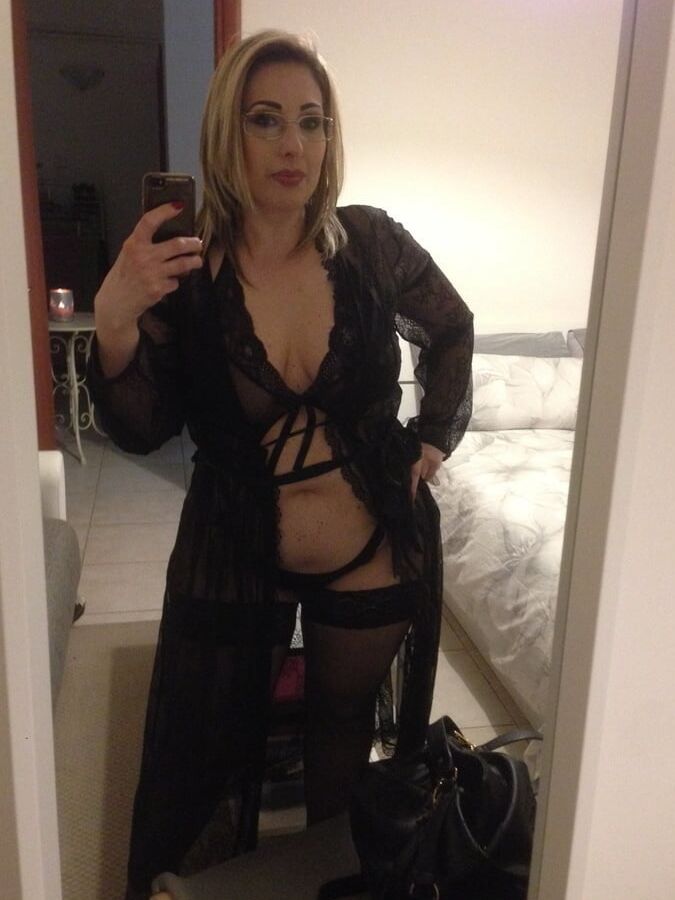 Cloudia milf romanian