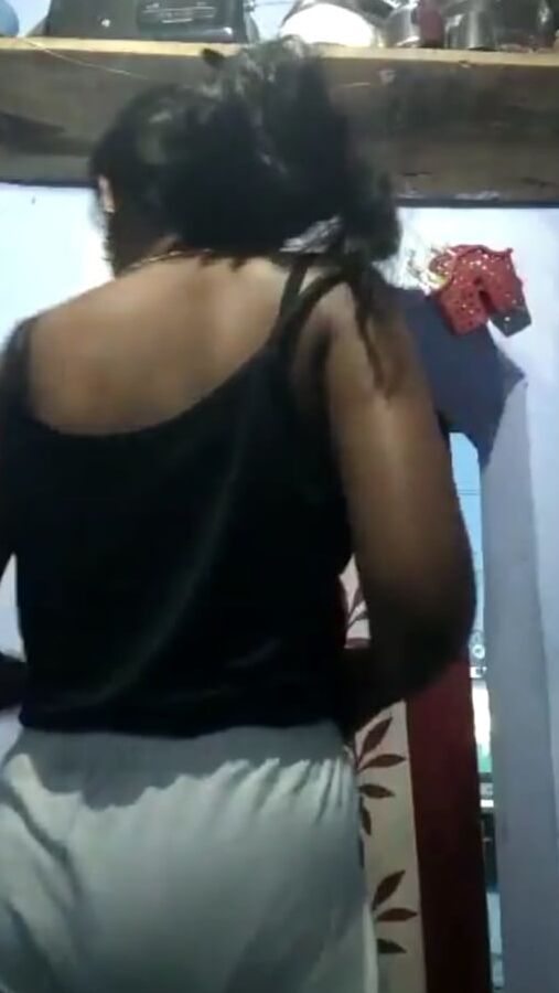 Meet my uncles girlfriend.who suck my cock.watch video