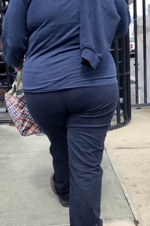 Thick Coworker!!