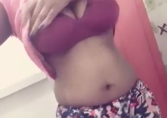Sri Lankan Big Boobs