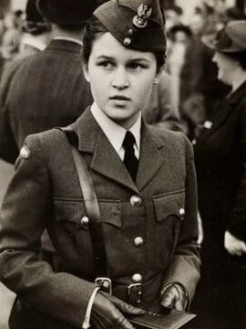 Polish women in uniform