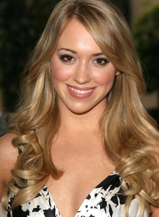 Andrea Bowen