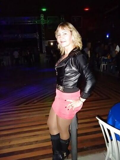 mature women in pantyhose