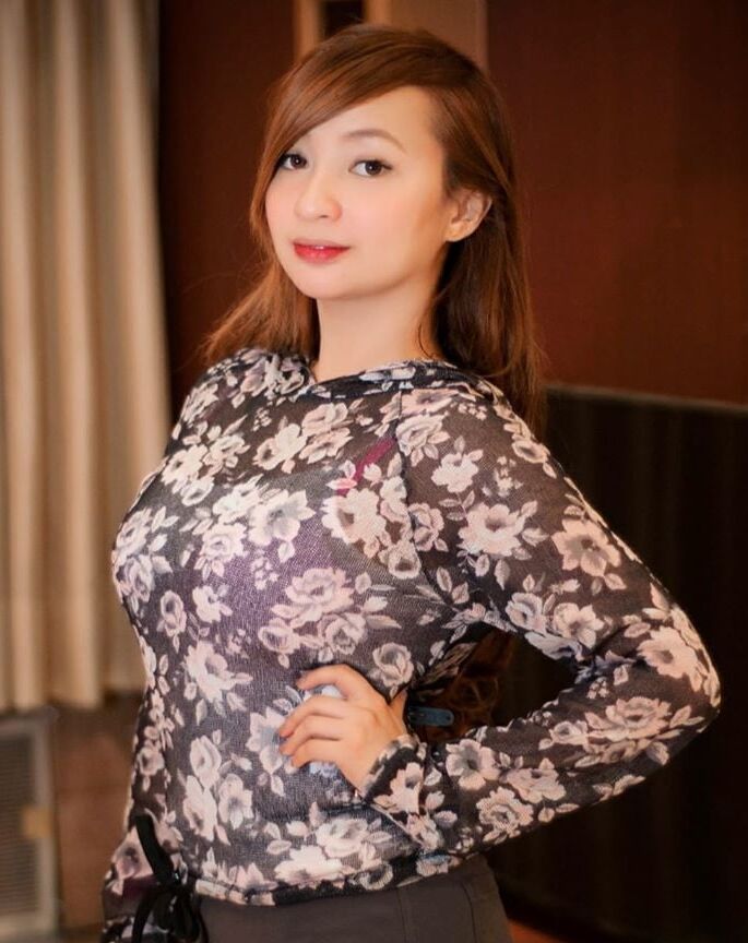 KAREN THE FUCKABLE BIG BREASTED GIRL