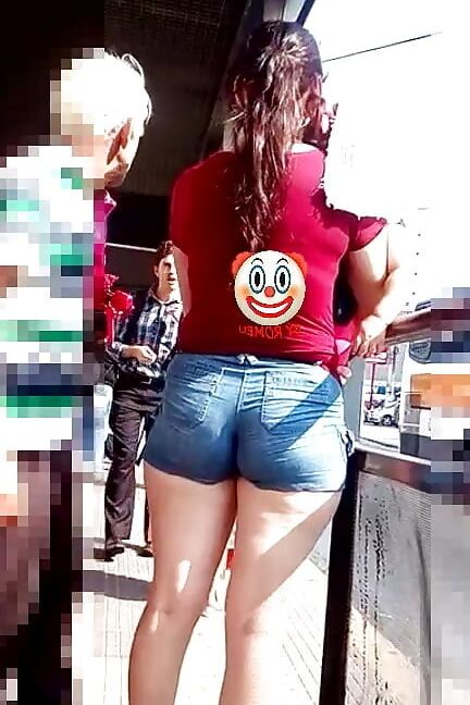 Culona en short