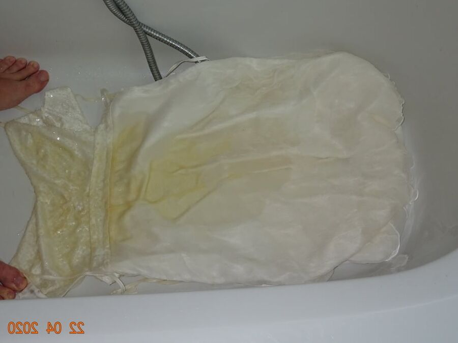 white dress piss