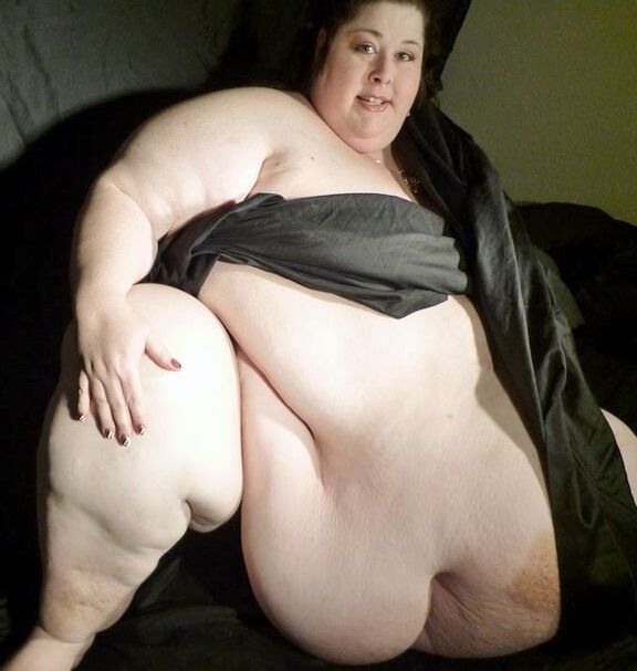 Belly To Knees