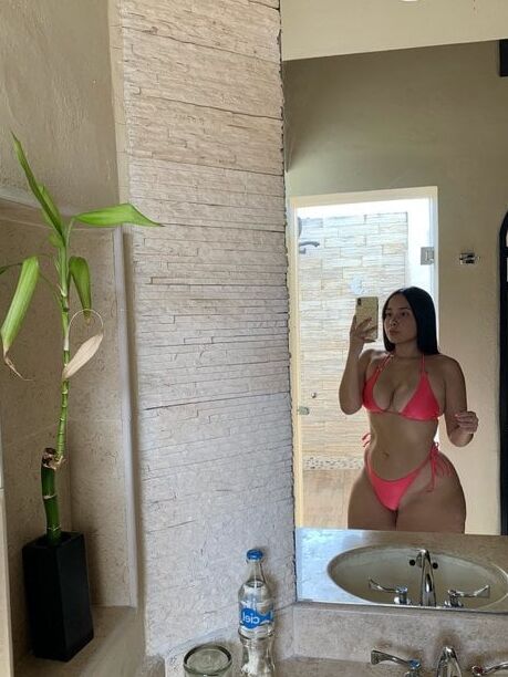 Latina Women Vol