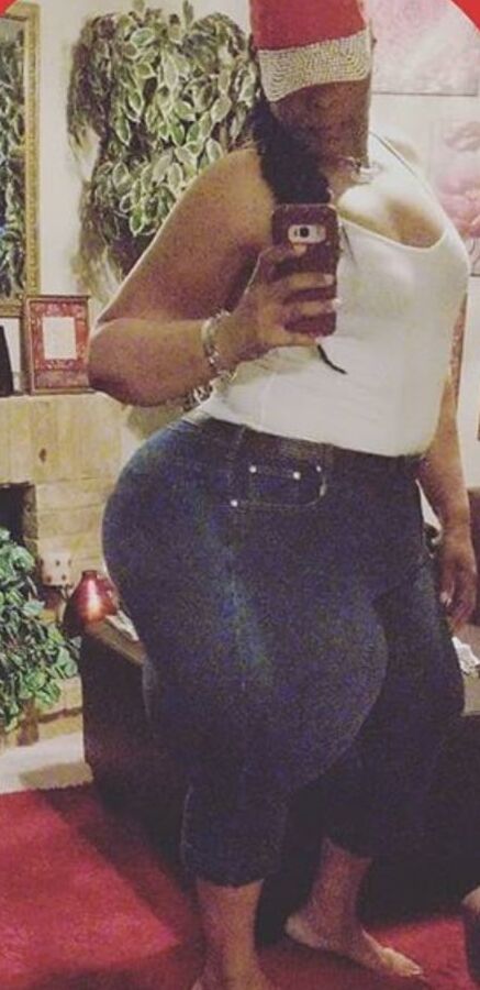 Huge thigh mega booty extra wide hip bbw real