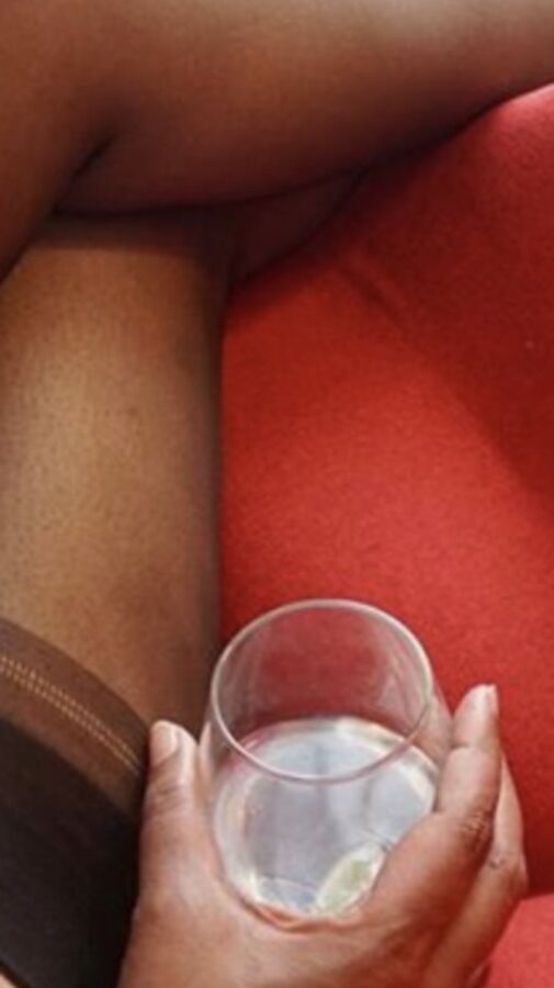 Catching up on my messages with a G&amp;T and FF stockings