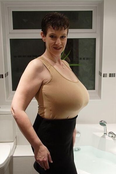 Busty Lou