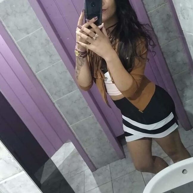 SAIAS E VESTIDINHOS SO RABUDA GOSTOSA