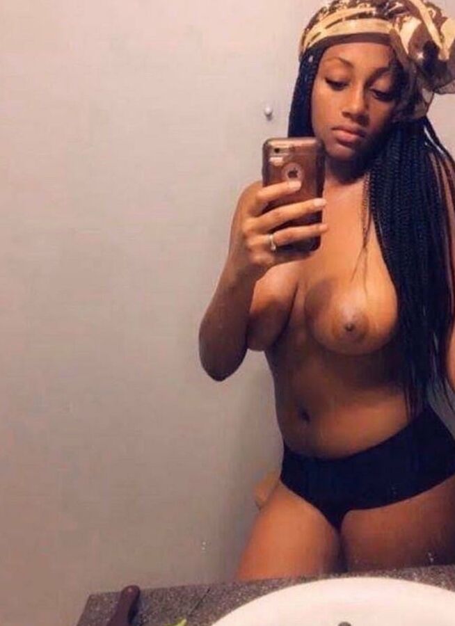 Nude Thots