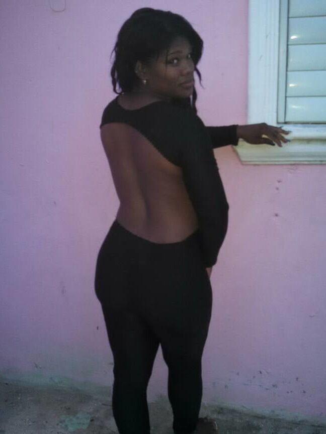 morenita dominicana de fuego, lindos ojos y mas