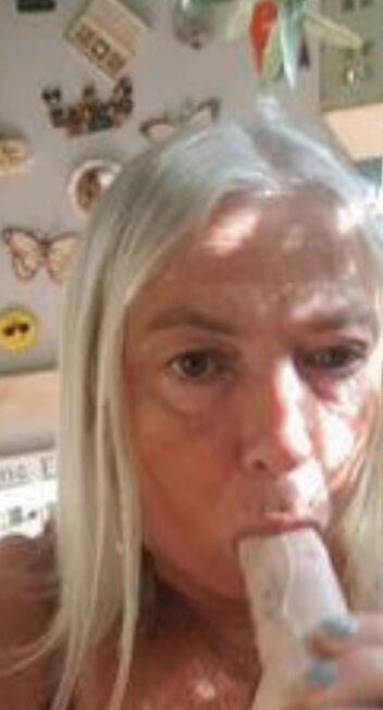 grannies love to give blow jobs