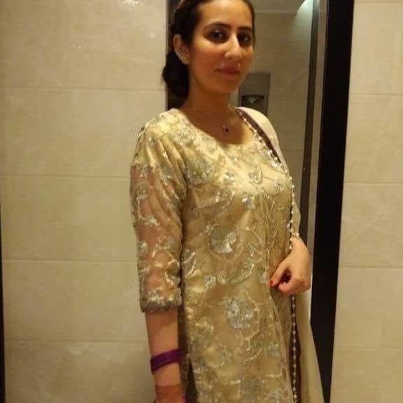 Punjabi Bhabhi honeymoon pics
