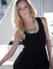 Famous Failed California Entertainer MILF - Emily Kaie