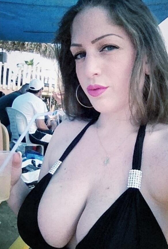 BoobsBikini