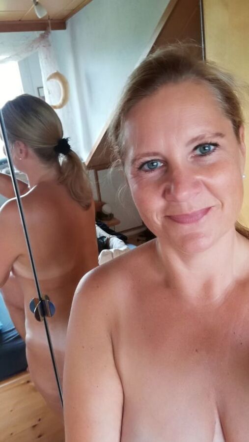 EXPOSED ORLANDO SLUT