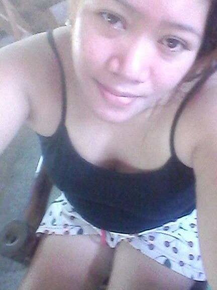 My fb gf from Philippine show me boobs and pussy