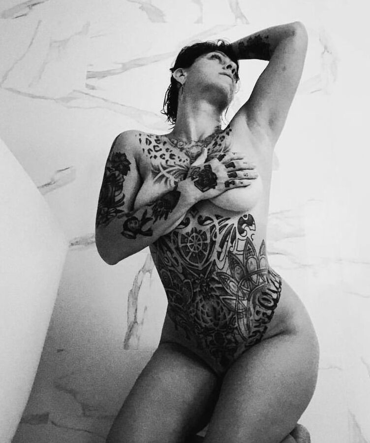 Danielle Colby Nude Bath