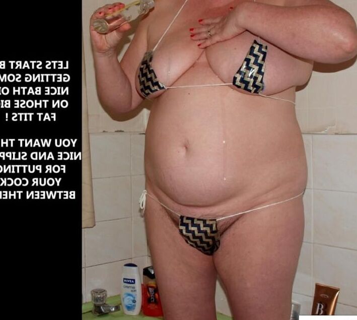 SHOCKING MICRO-BIKINI STRIPTEASE !