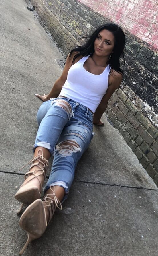 Kaitlyn From Lousiana