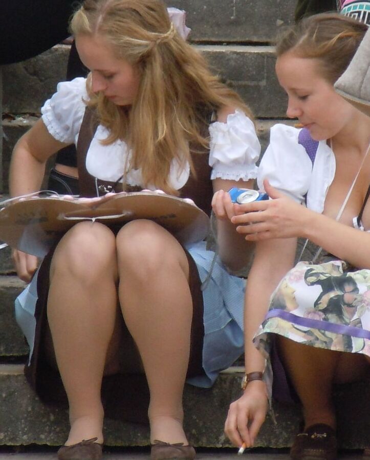 Dirndl Cunts in Nylon