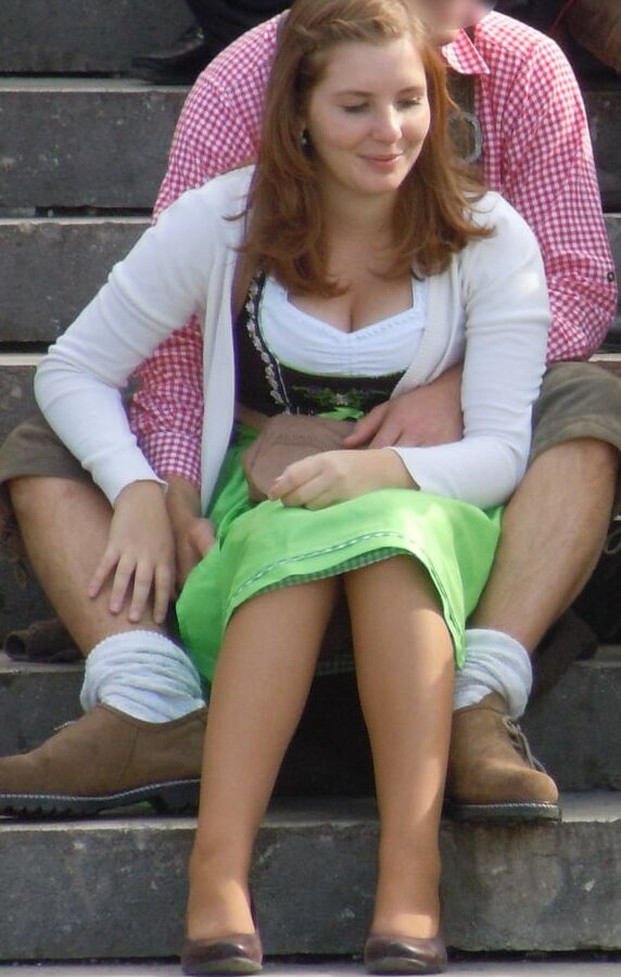 Dirndl Cunts in Nylon