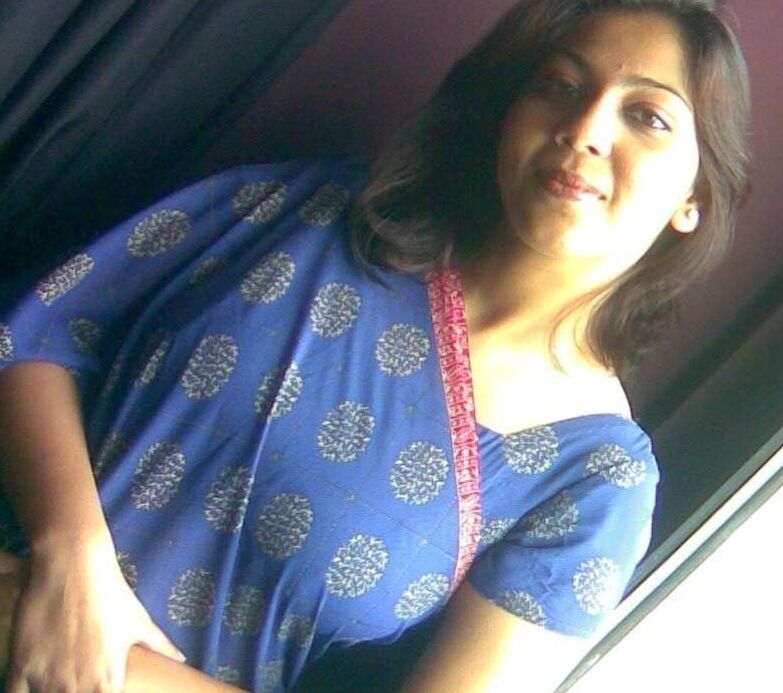 Amateur Indian big butt