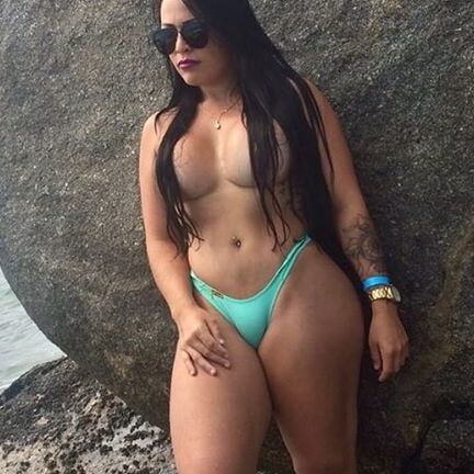 AMANDA RIBEIRO