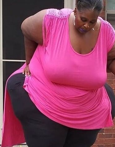 Huge Black Mama