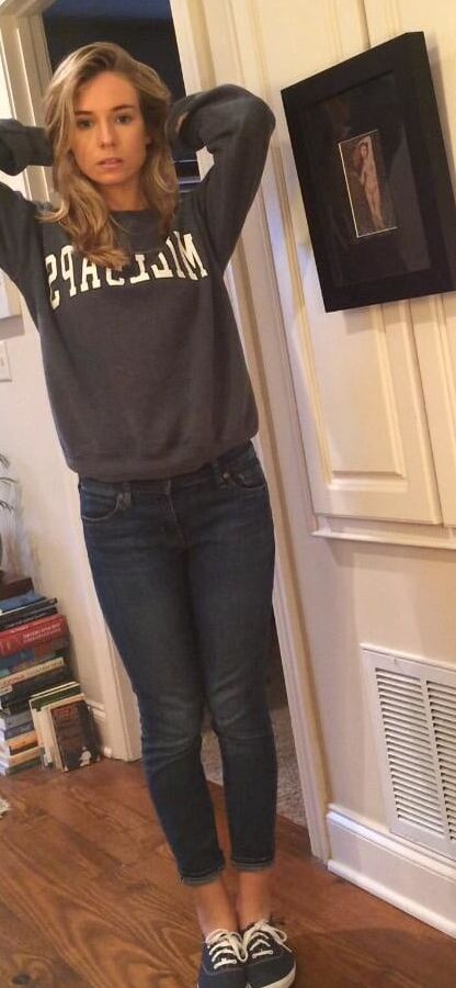 Haley Miller aka derekslittleslave exposed