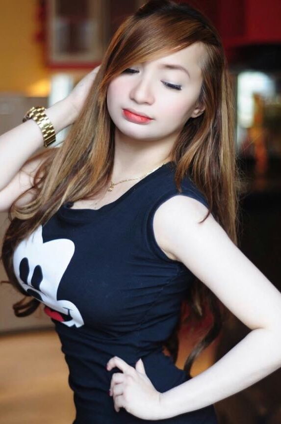 KAREN THE FUCKABLE BIG BREASTED GIRL