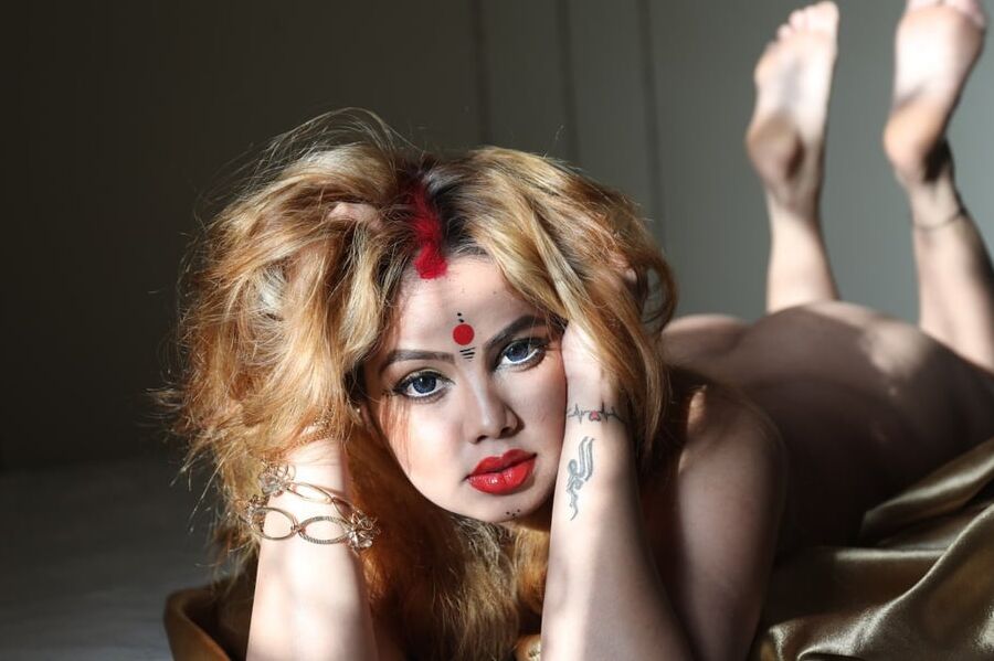 Nude Model Jannat Shaikh