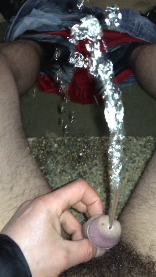 Sparkling piss pics