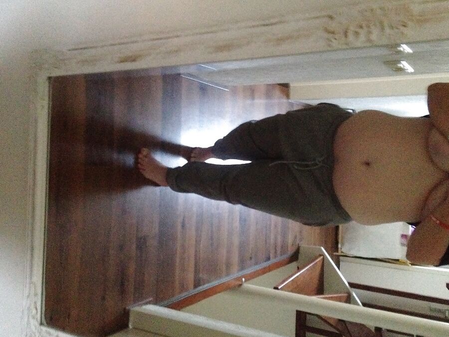 Annabellas whole body