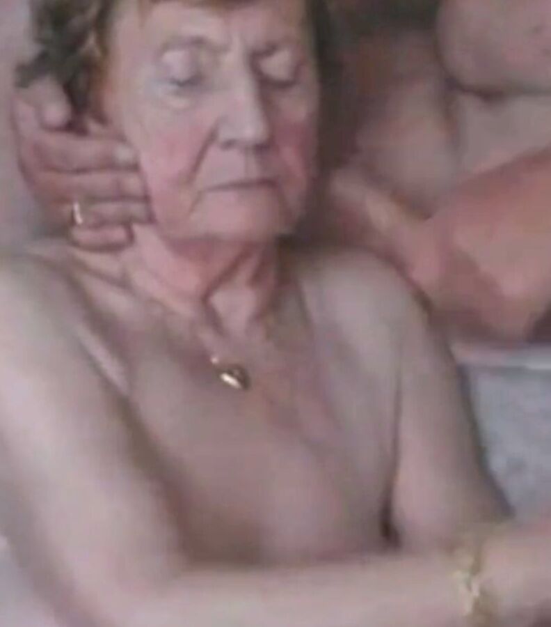 granny facials