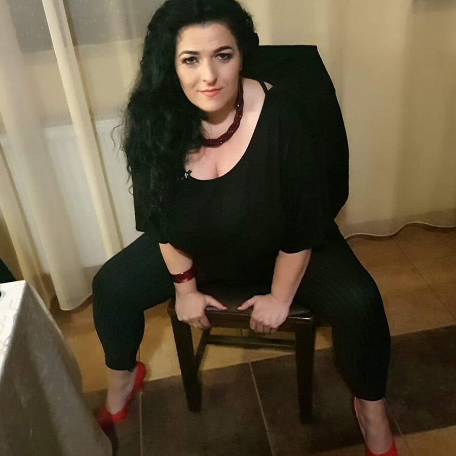 More of her pls