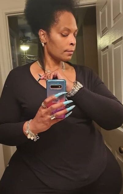 Huge thigh mega booty extra wide hip bbw real
