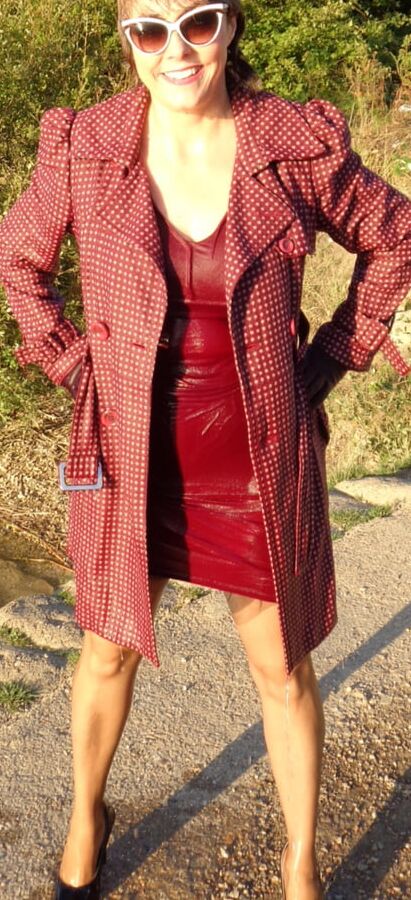 This lady is Wetnylons