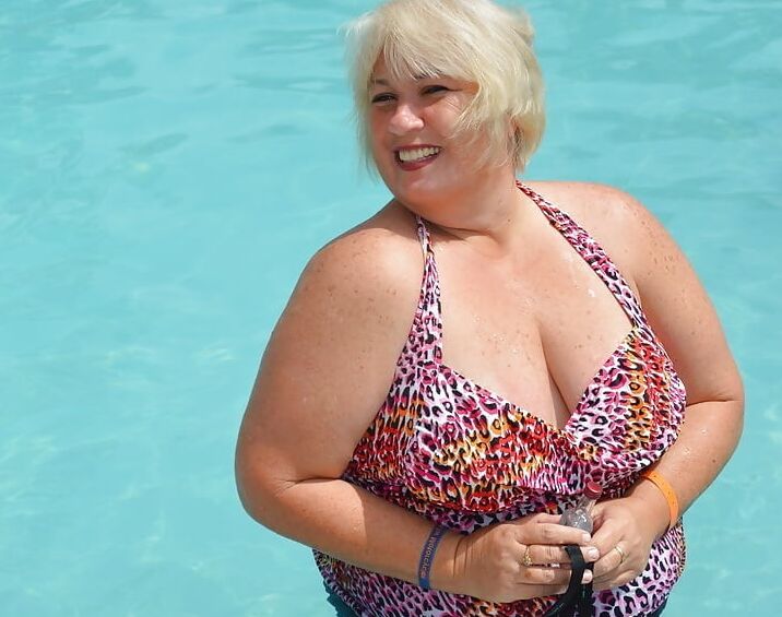 Granny Cleavage for boys