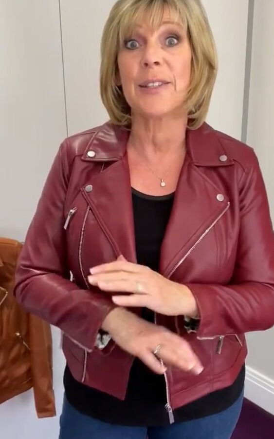 Female Celebrity Boots &amp; Leather - Ruth Langsford