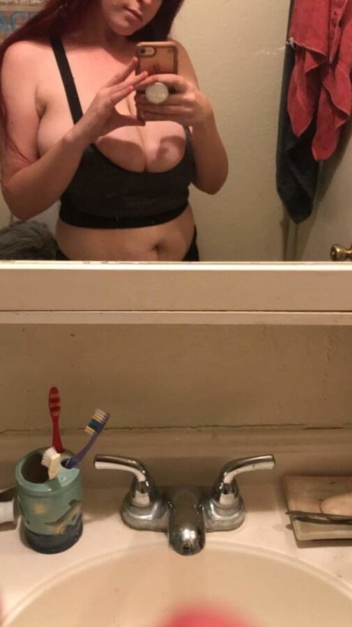 Taylor Allys BBW showing her huge tits
