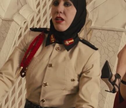 Brunette Humiliates Villainess And Her Henchwomen