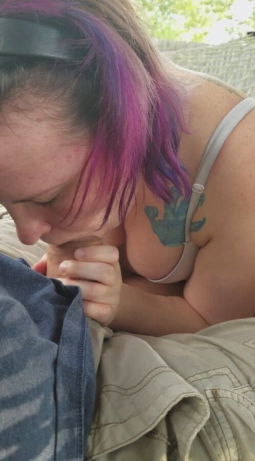 Sucking some dick