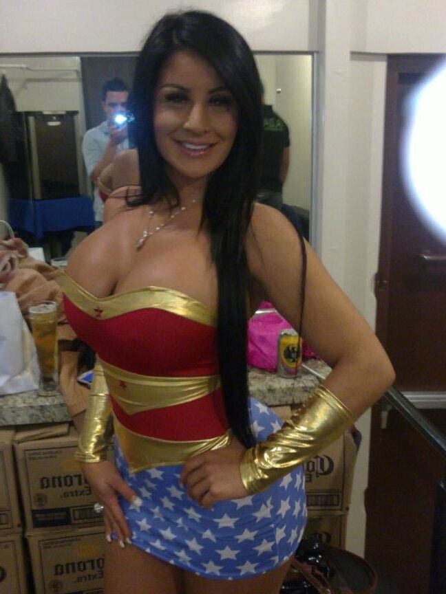 Karolina, Costa Rica (Vol.)