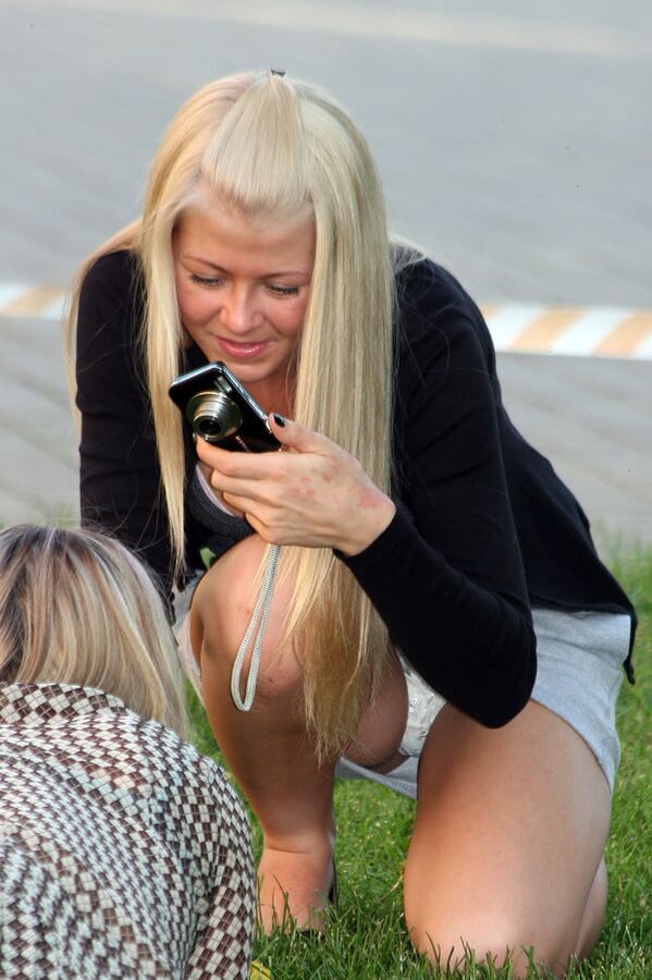 Pantyhose Crotch Shots