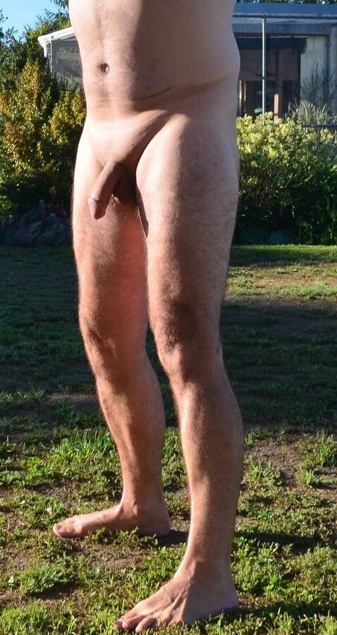 nude outdoors