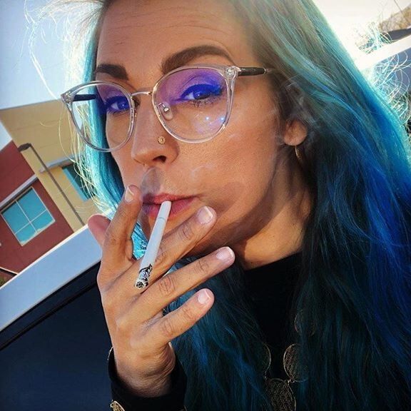 Blonde MILF Smoking: Classy or TRASHY???